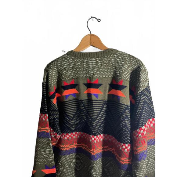 Cozy Vintage Wool Blend Sweater with Colorful Geometric Pattern Large - Picture 9 of 10